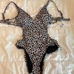 Cheetah print one piece swimsuit, new with tags size M